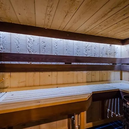 Chalet La Grange A Henry 8 Pers